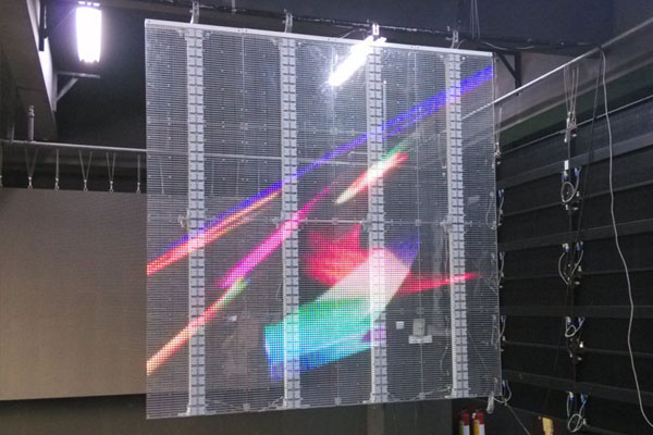 透明显示屏不是只有LED，光子芯片透明屏“透”的更彻底