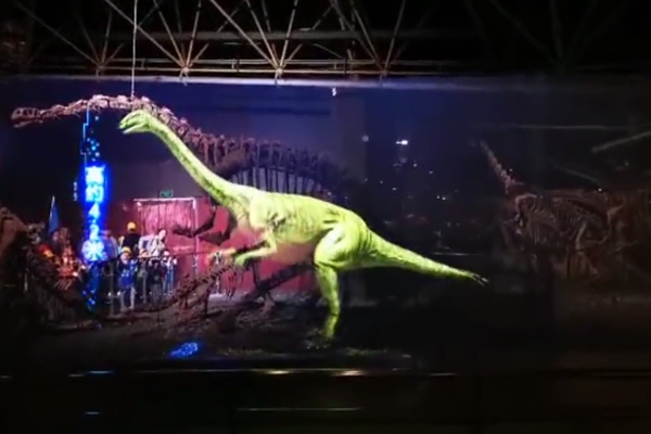 光子芯片透明屏协助世界恐龙谷升级AR博物馆